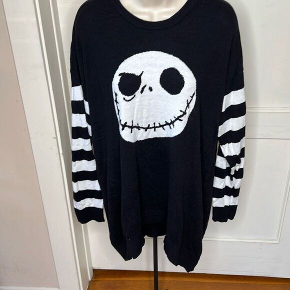 Hot Topic The Nightmare Before Christmas Jack Skellington Striped Sleeve Sweater - Picture 2 of 5